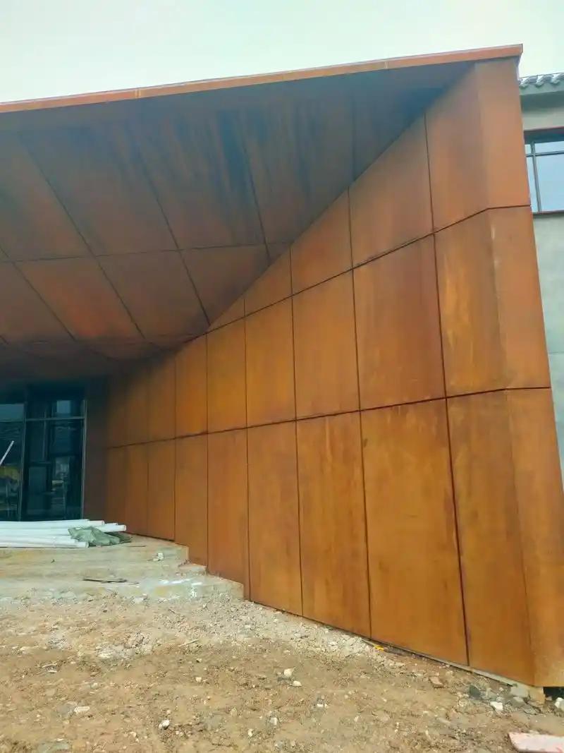 四更镇锈钢板幕墙
